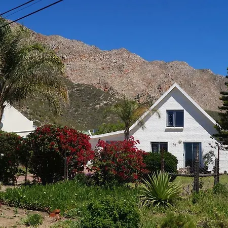 White Lily Villa Montagu Exterior photo